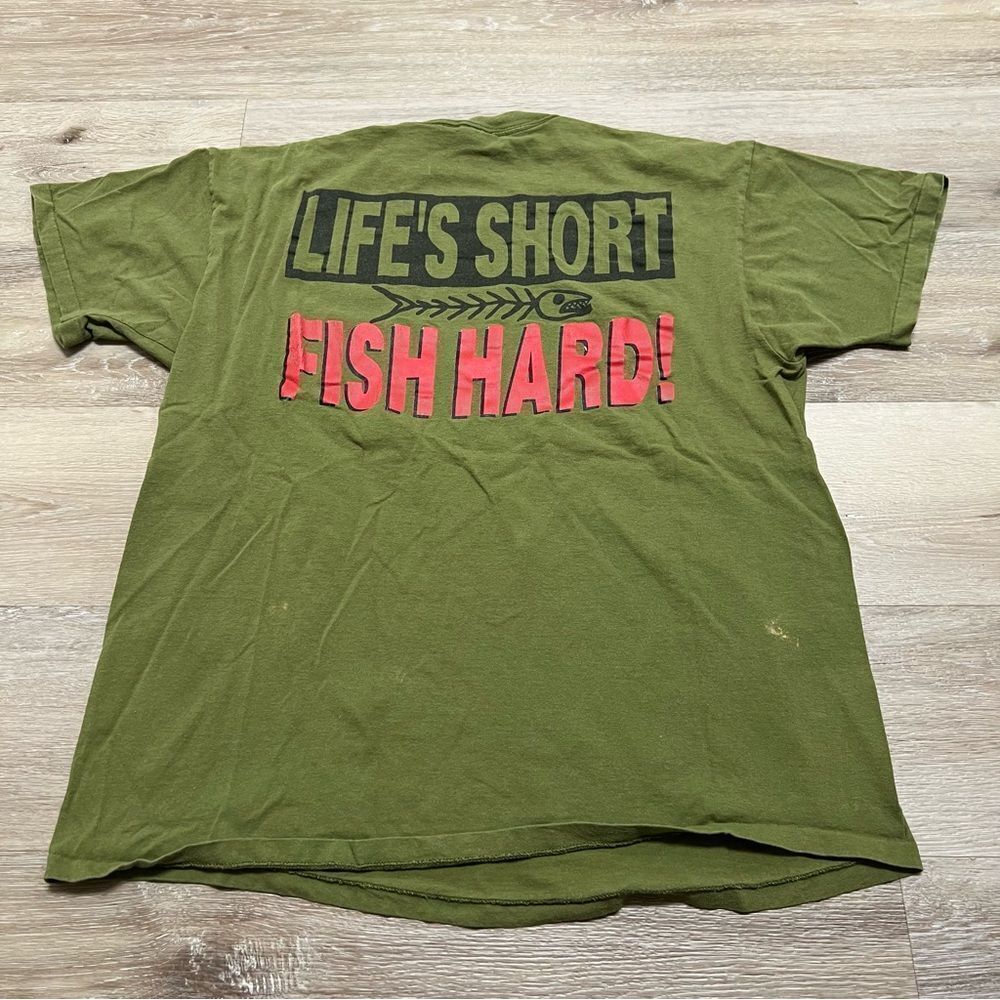 Vintage Lifes Short Fish Hard Fishing T Shirt XL Delta Short Sleeve Green